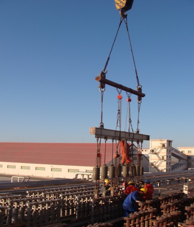 新疆阿克蘇華錦化肥有限責任公司年產(chǎn)30萬噸合成氨裝置一段爐(101-B)轉化爐管系(圖2)